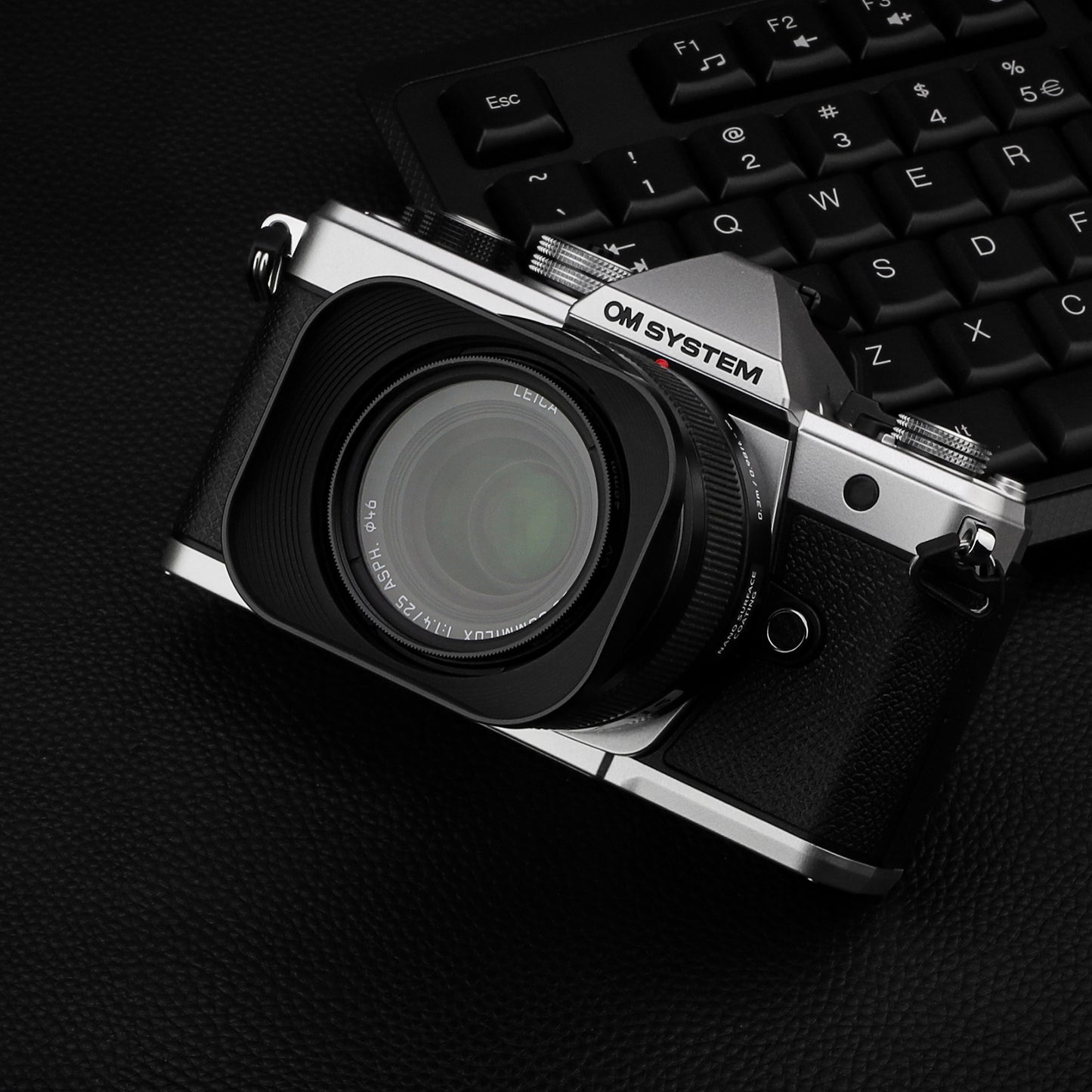 Haoge LH-P2514 Square Metal Lens Hood for Panasonic LEICA DG SUMMILUX 25mm f/1.4 ASPH lens dg25 25MM F1.4 H-X025