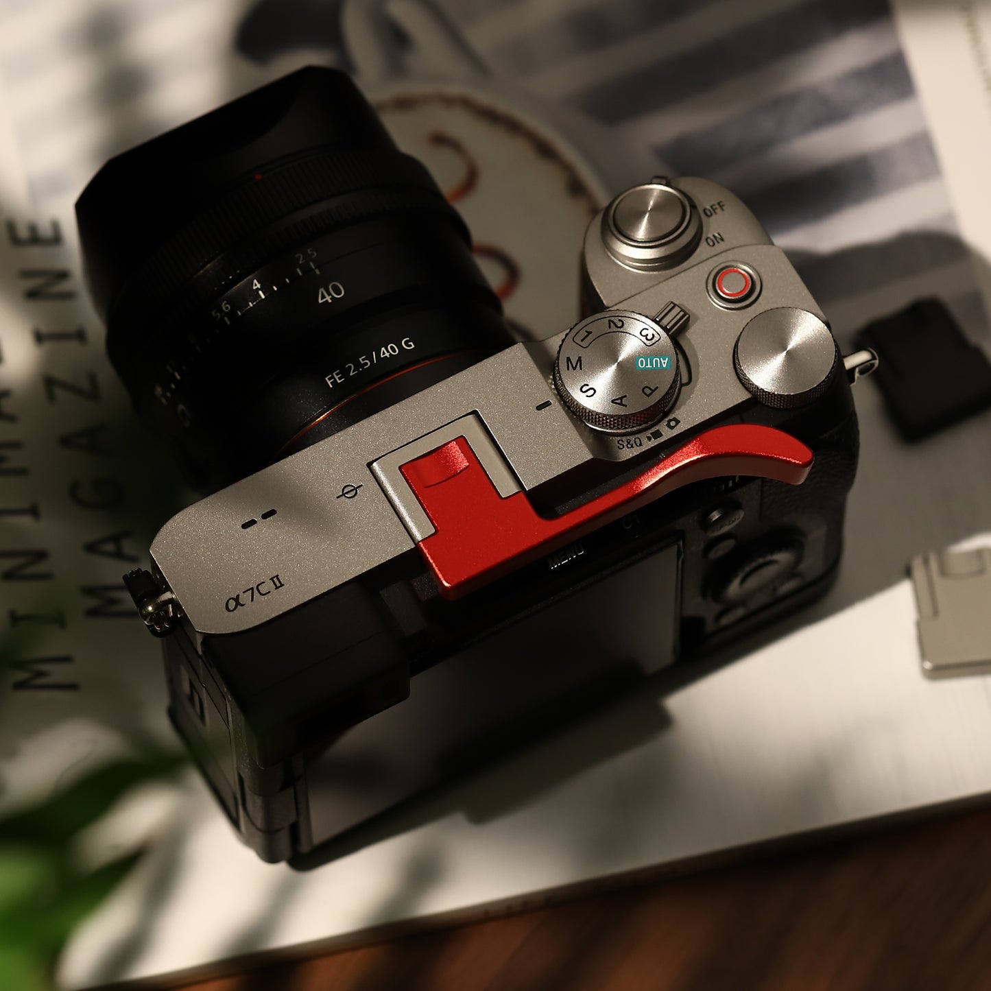 Haoge Thumb Hand Grip for Sony α7Cii,A7CR Camera Accessories Red Metal Hot Shoe Thumb Up Rest Hand Grip THB-S7CR-R