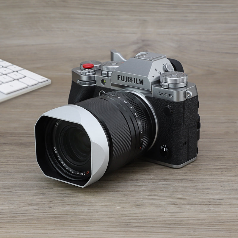 Haoge Silver Metal Square Lens Hood for Fujifilm XF33mm F1.4 R LM WR Lens, Fuji XF23mmF1.4 R LM W,Fujinon XF 16-50mm F2.8-4.8 R LM WR lens, Bayonet Hood Shade,With Metal Cap Kit,
