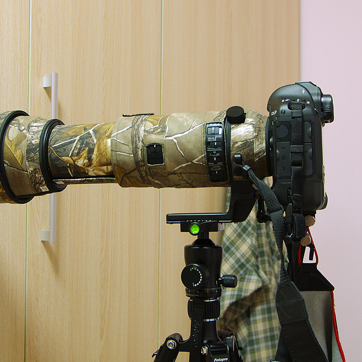 Haoge LF-S156 Replacement Lens Foot for Sigma 150-600 f/5-6.3 DG OS HSM Sport Lens,500mm F4 DG HSM,60-600mm F4.5-6.3 DG DN OS,70-200mm F2.8 DG OS HSM Sports Lens fit Arca