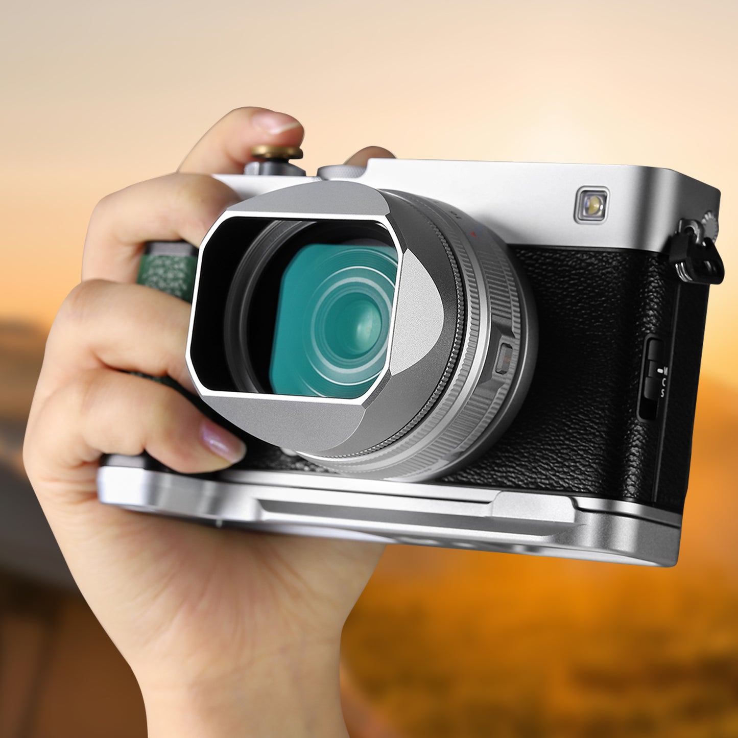 Haoge Squaret Metal Lens Hood for Fujifilm XF23mm F2.8 on XE5 Cemera Body kit Fujinon XF27mmF2.8 R WR Lense 39mm Screw-in Hood Silver ,With Metal Cap