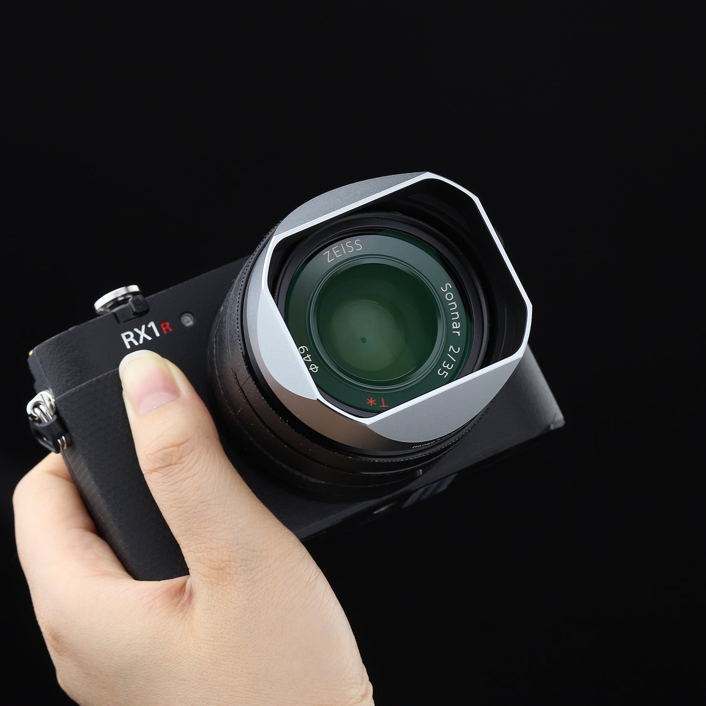 Haoge Metal Square Lens Hood for Sony RX1RIII/RX1RM3/RX1M2/RX1 Camera and Sony FE 40mm F2.5 G FE 50mm F2.5 G FE 24mm F2.8 G Lens Shade on A7CII A7CR A7R4 Camera Bayonet  Mount