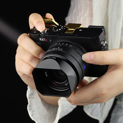 Haoge LH-S245N Bayonet Square Metal Lens Hood for Sony FE 50mm F2.5 G FE 40mm F2.5 G FE 24mm F2.8 G Lens,RX1/RX1R/RX1R II M2/RX1R III M3 Camera Shade with Cap