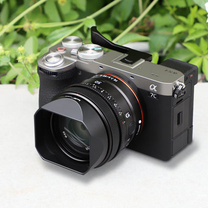 Haoge Metal Square Lens Hood for Sony RX1RIII/RX1RM3/RX1M2/RX1 Camera and Sony FE 40mm F2.5 G FE 50mm F2.5 G FE 24mm F2.8 G Lens Shade on A7CII A7CR A7R4 Camera Bayonet  Mount