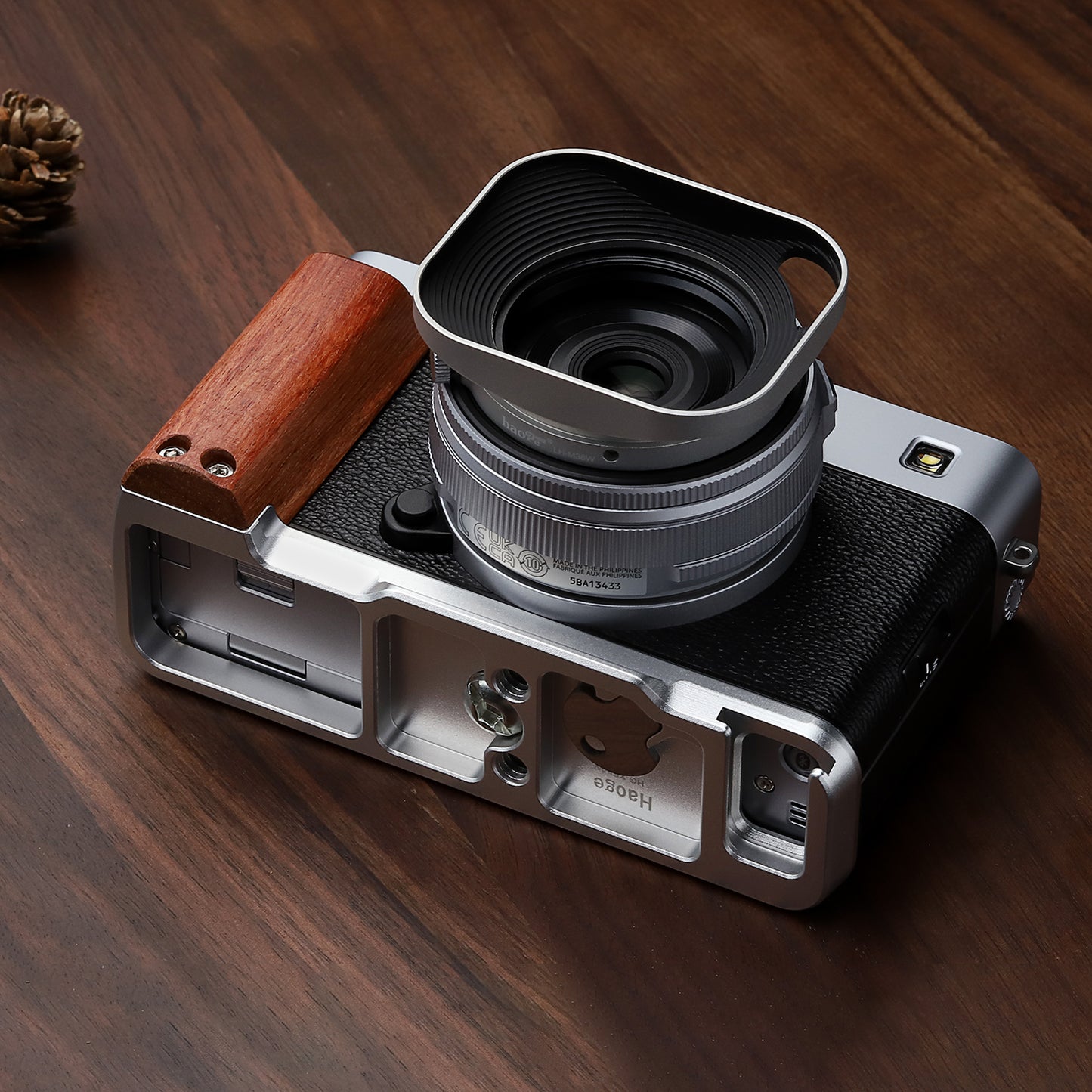 Haoge Wooden Side Handle for Fujifilm X-E5 xe5 Camera - L-Shape Premium Rosewood Grip with Quick Release Plate