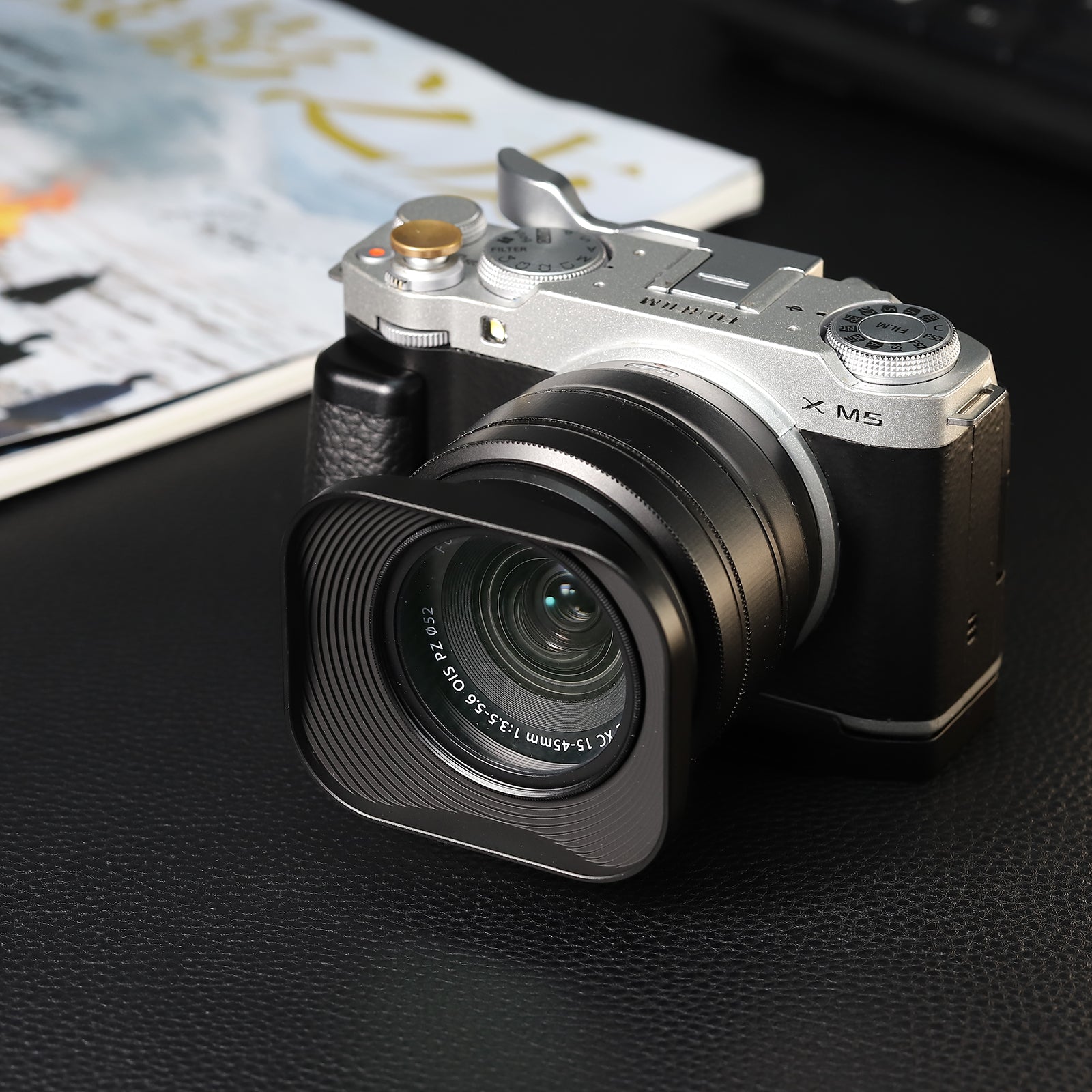Haoge 52mm Square Metal Lens Hood Shade for Fujifilm XC15-45 mm on