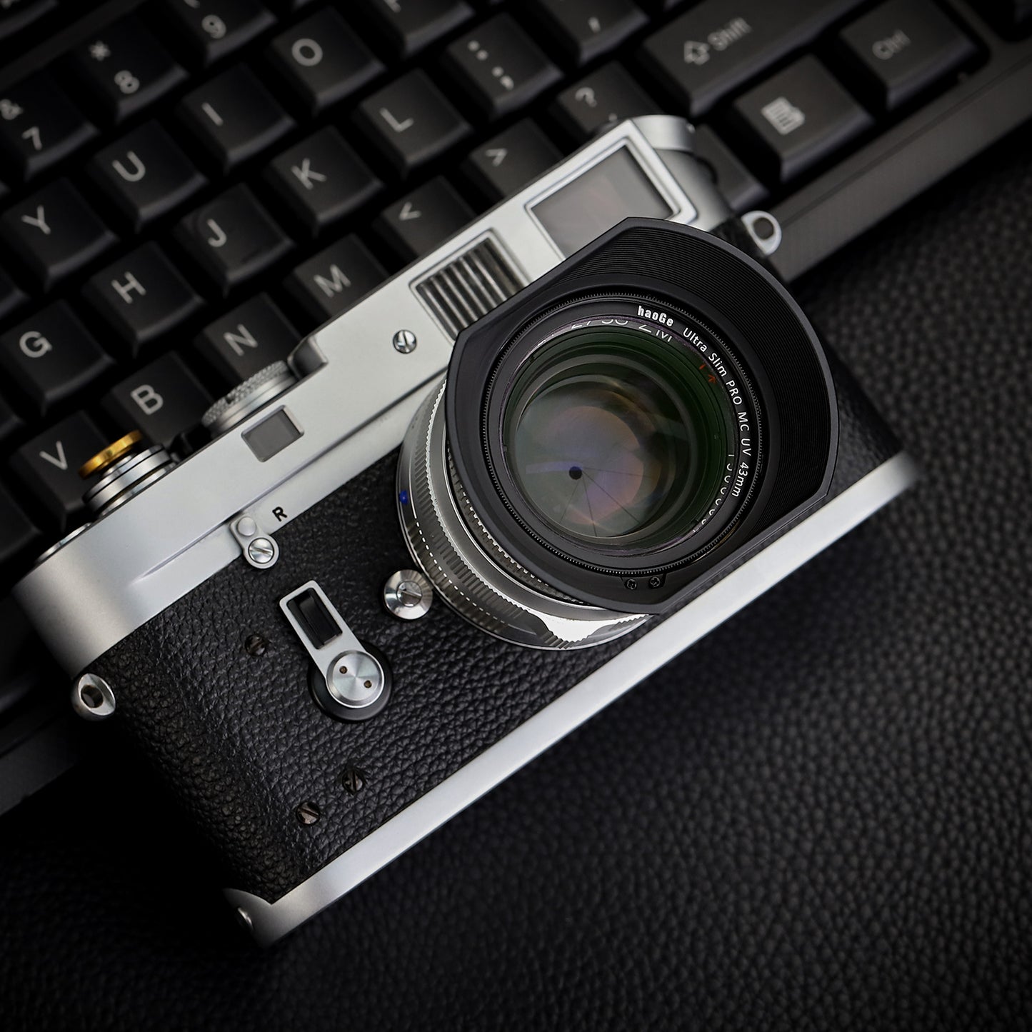 Haoge LH-ZV02MB Square Metal Lens Hood for Voigtlander Nokton 35mm f/1.4 II, 40mm f1.4 VM 50mm f1.5 Aspherical II VM 28mm f1.5,Carl Zeiss Biogon T* 2/35 35mm f2 ZM, C Biogon T* 2.8/35 35mm f2.8 ZM, Planar T* 2/50 50mm f2 ZM Lens