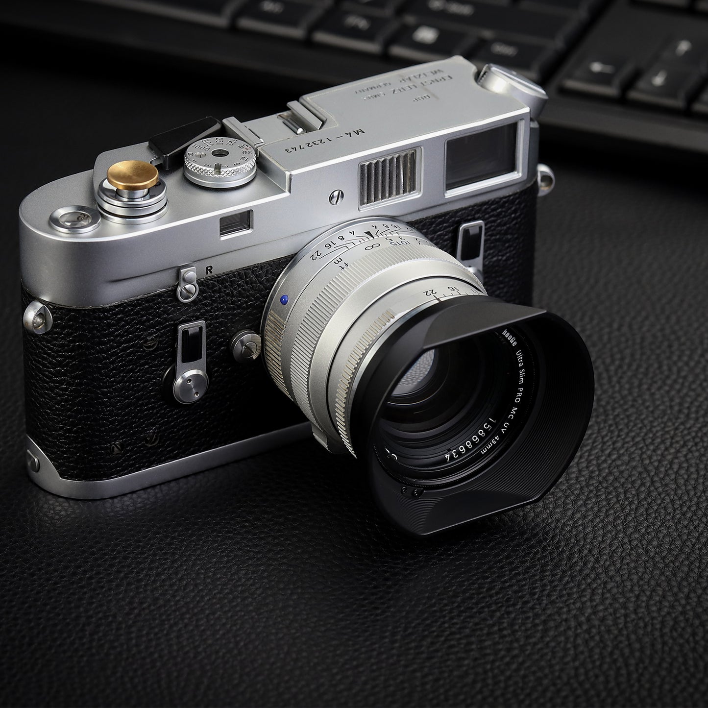 Haoge LH-ZV02MB Square Metal Lens Hood for Voigtlander Nokton 35mm f/1.4 II, 40mm f1.4 VM 50mm f1.5 Aspherical II VM 28mm f1.5,Carl Zeiss Biogon T* 2/35 35mm f2 ZM, C Biogon T* 2.8/35 35mm f2.8 ZM, Planar T* 2/50 50mm f2 ZM Lens