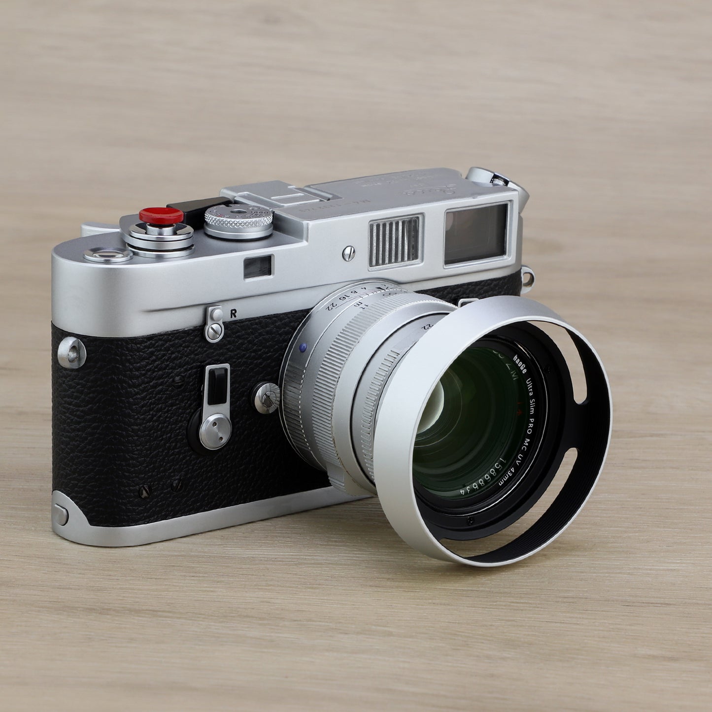 Haoge LH-ZV05W Runde Metall-Gegenlichtblende für Carl Zeiss Biogon T* 2/35 35 mm f/2 ZM, Biogon T* 2.8/35 35 mm f/2.8 ZM, Planar T* 2/50 50 mm f/2 ZM; Voigtländer NOKTON CLASSIC 35 mm f/1.4 I &amp; II VM, 40 mm f/1.4 VM, 50 mm f/1.5 Aspherical II VM